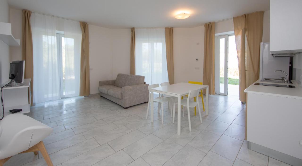 Toscana Charme Apartments Calambrone Exterior photo